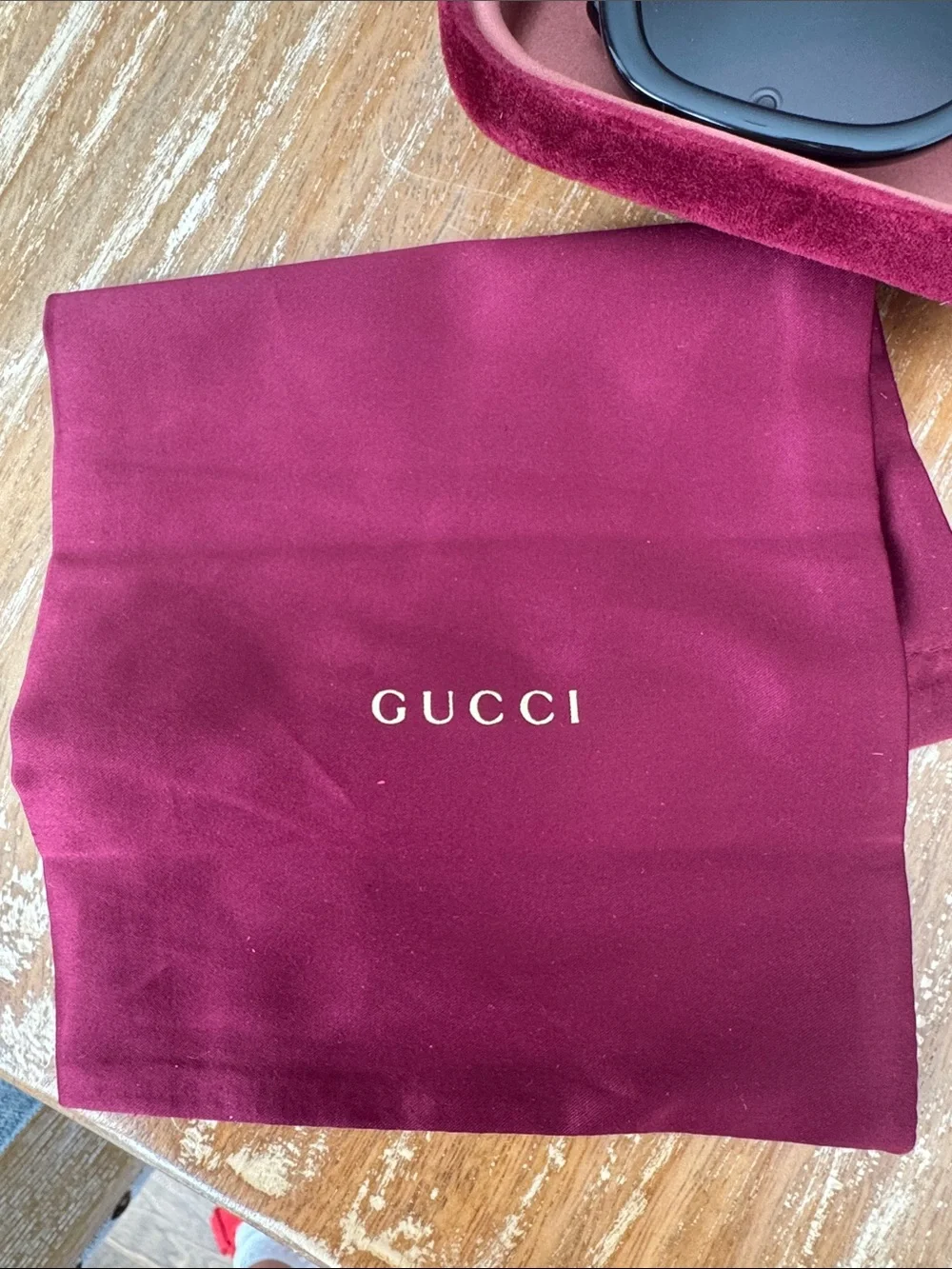 Gucci coverage iconic fashionable